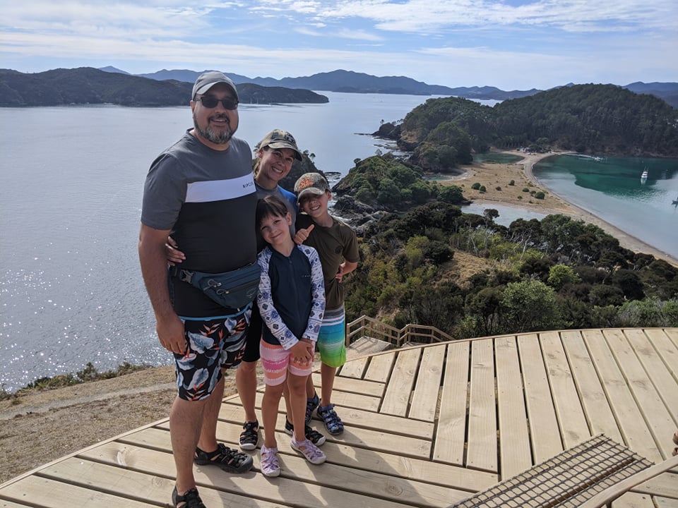 La famille Legault pendant leurs activités de plage.