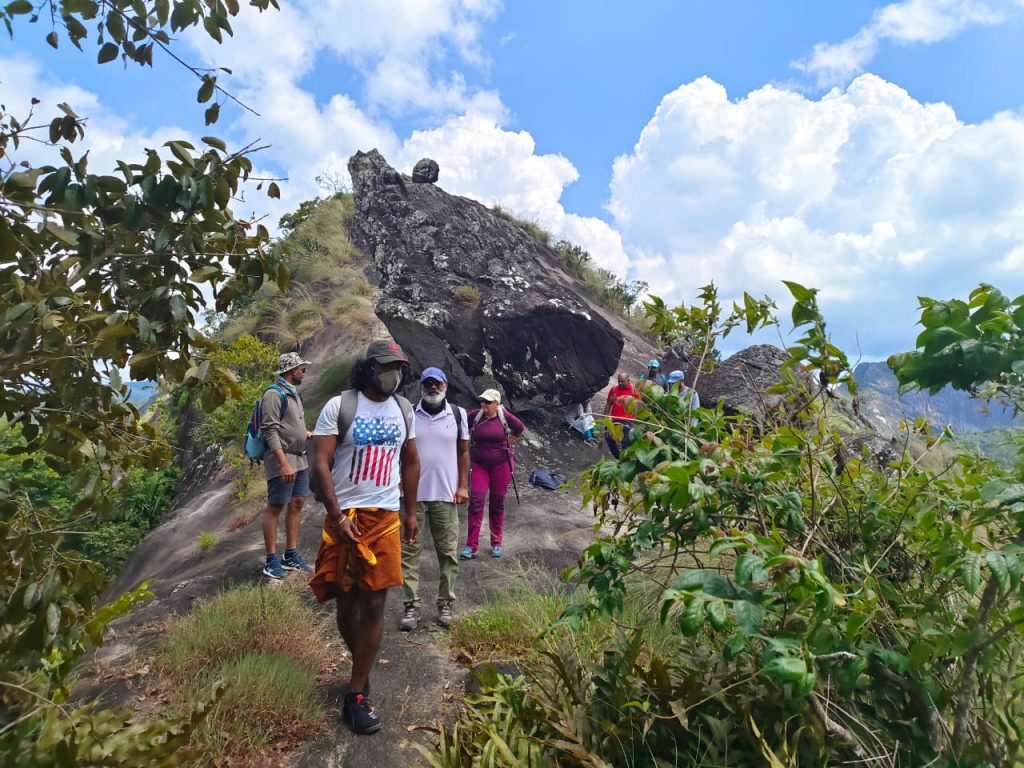 picture of trekkers in Kerala
