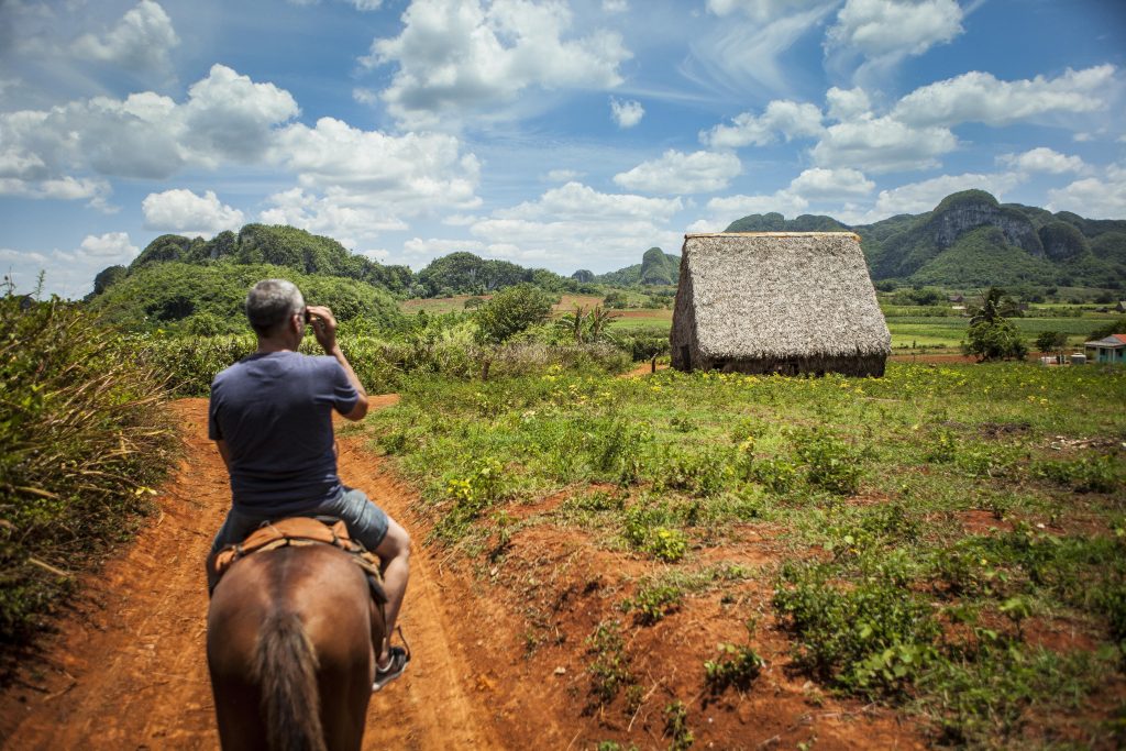 (Visite d'une coopérative à cheval, Cuba, ©R-evolution)
